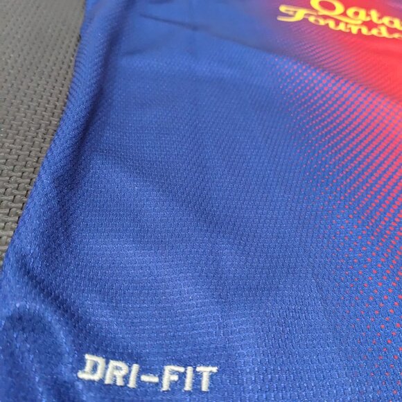 2010-11 Messi #10 Barcelona FC Nike Home Retro Jersey - Picture 12 of 13